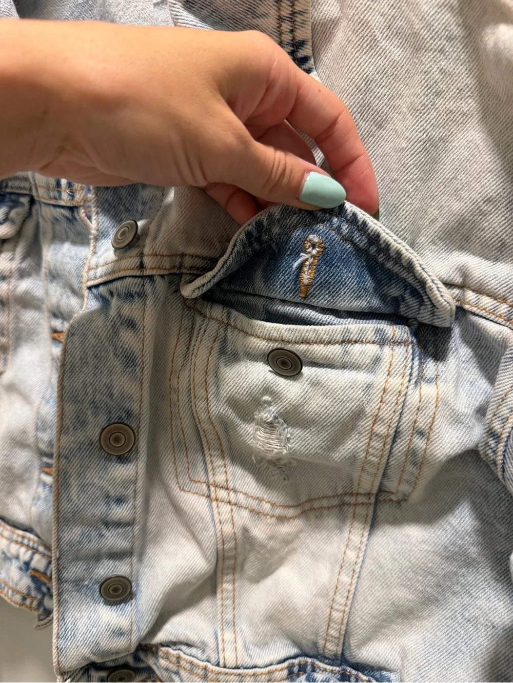 Celebrity Pink cropped denim